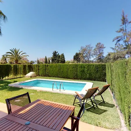 Villa Gloire By On Travel